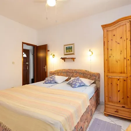 2 Bedroom Stunning In Apartamento *