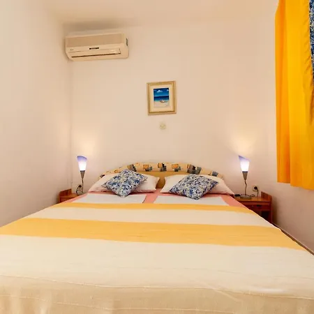 Apartamento 2 Bedroom Stunning In *